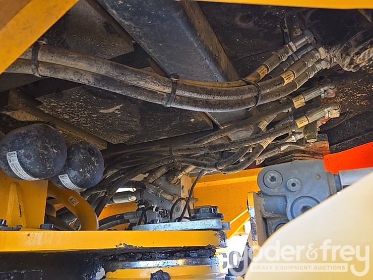 2019-hyundai-hl955-image-38