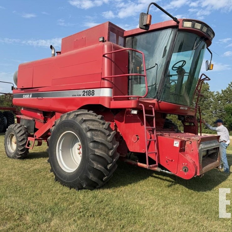 1997 CASE IH 2188