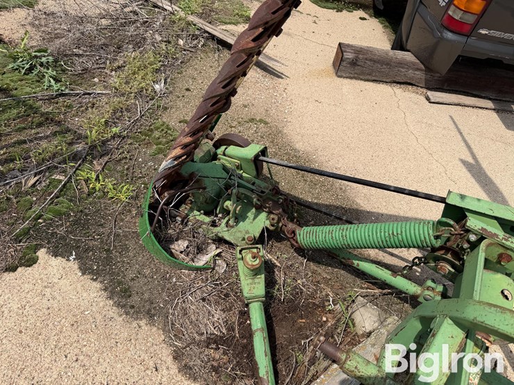 john-deere-7-image-15