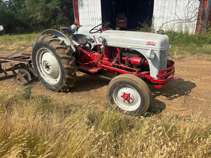 ford-8n-image-3