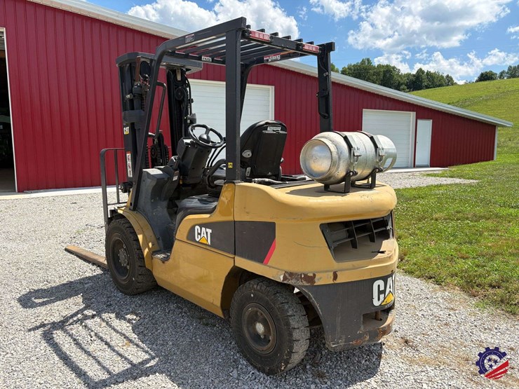 caterpillar-gp30n-image-3