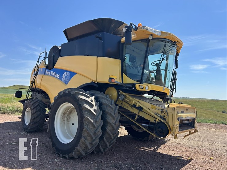2013-new-holland-cx8080-image-3