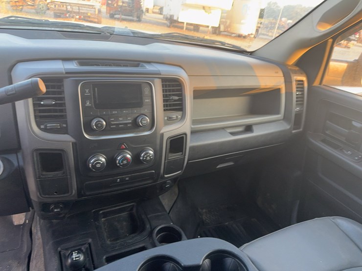 2018-dodge-ram-2500-image-41