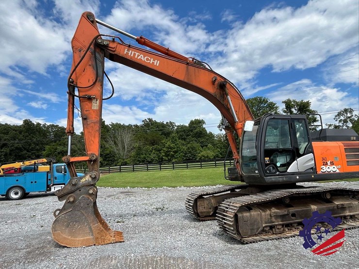 2018-hitachi-zx300-lc-6n-image-32