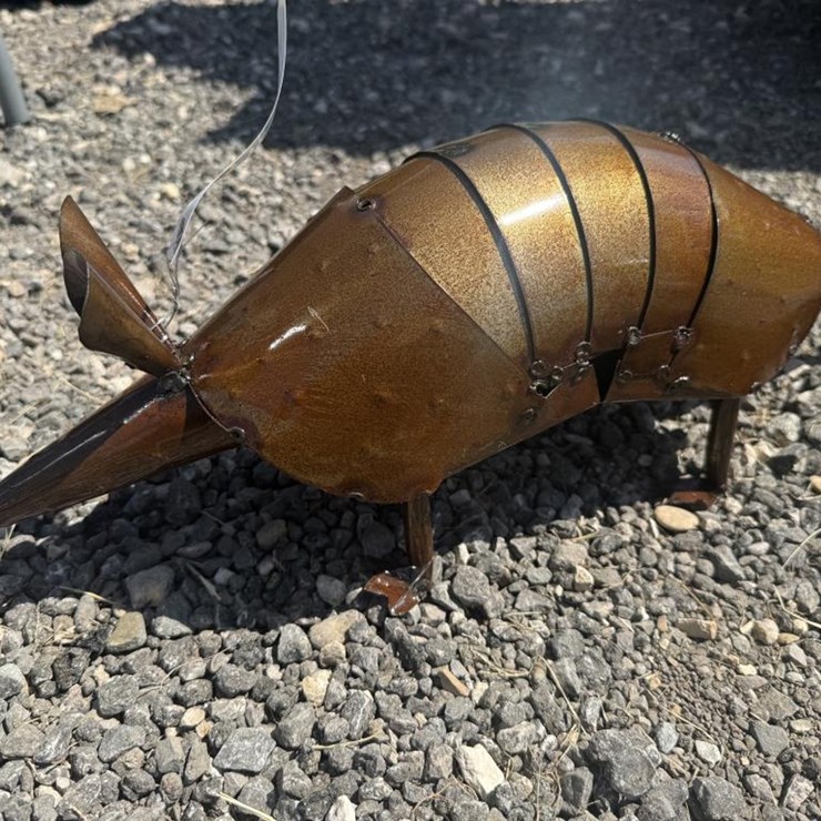 #103 • Metal Art - Armadillo