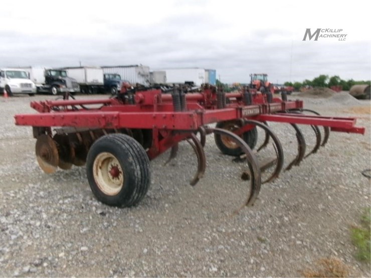 international-6500-image-9