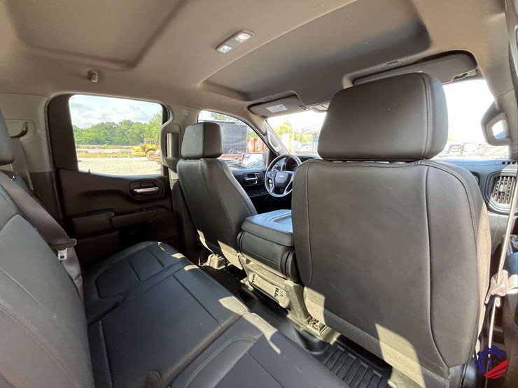 2021-chevrolet-silverado-1500-image-44