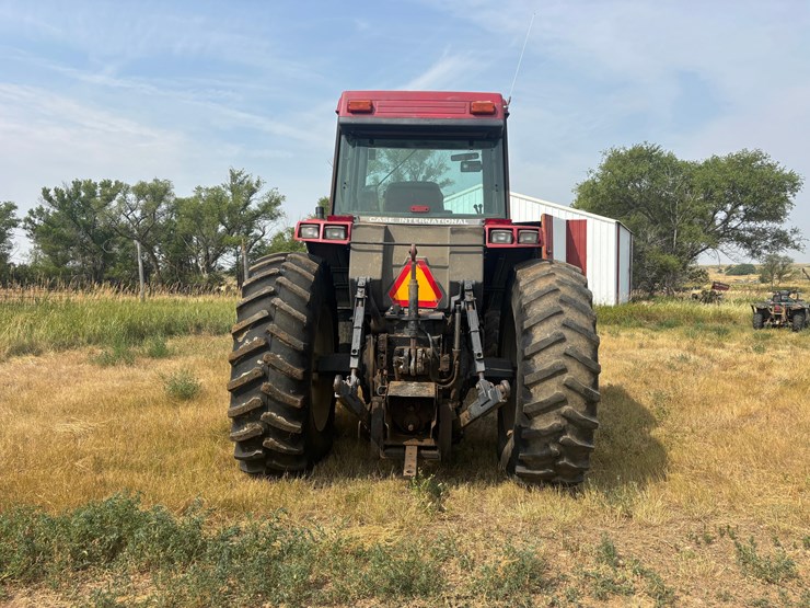 1993-case-7120-tractor-image-6