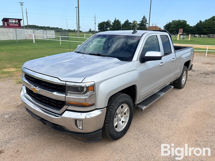 2018-chevrolet-silverado-1500-z71-image-1