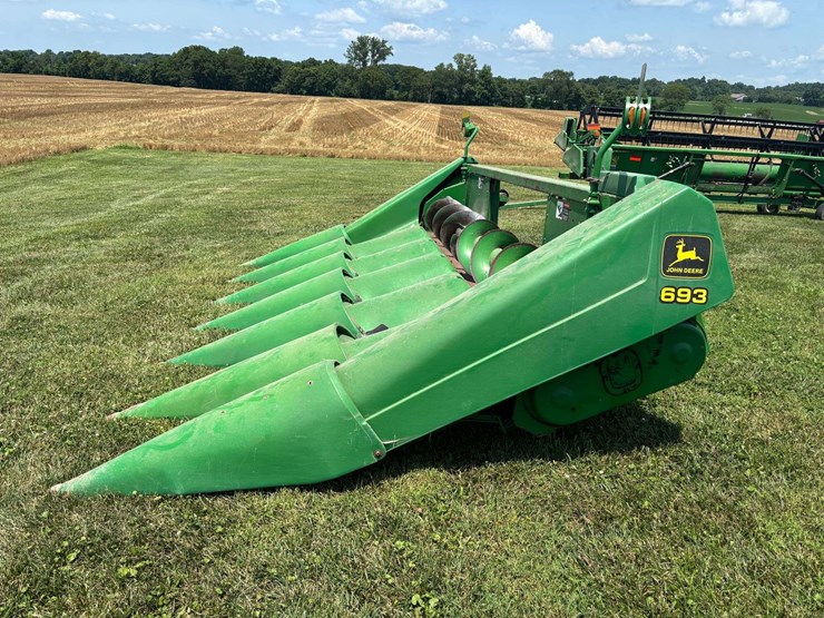 john-deere-693-image-4