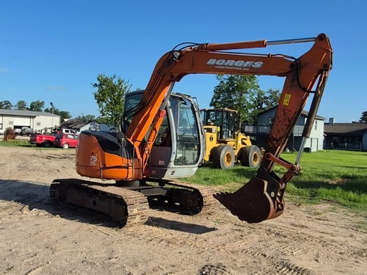 hitachi-zx75us-a-image-5
