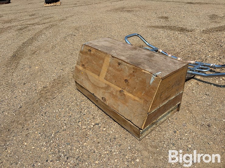 luverne-chevrolet-cattle-guard-&-toolbox-image-14