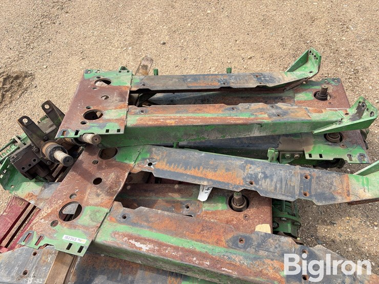 john-deere-corn-head-row-units-image-17