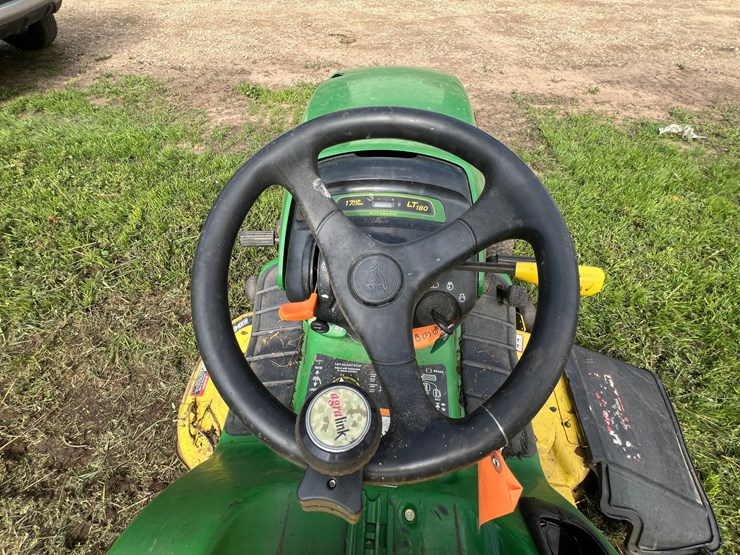 john-deere-lt-image-9