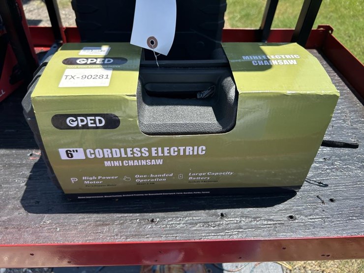 #106-•-gped-6"-cordless-electric-mini-chainsaw-w/-(2)-image-4