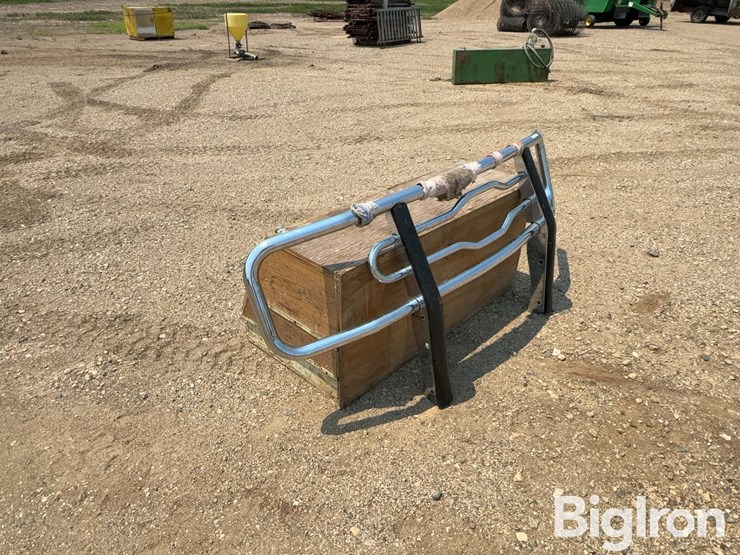 luverne-chevrolet-cattle-guard-&-toolbox-image-3