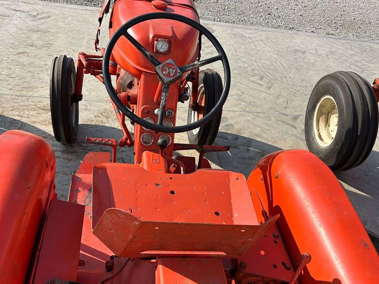 ac-d10-series-ii-tractor-image-5