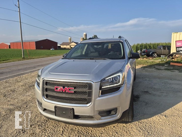 2015-gmc-acadia-image-6