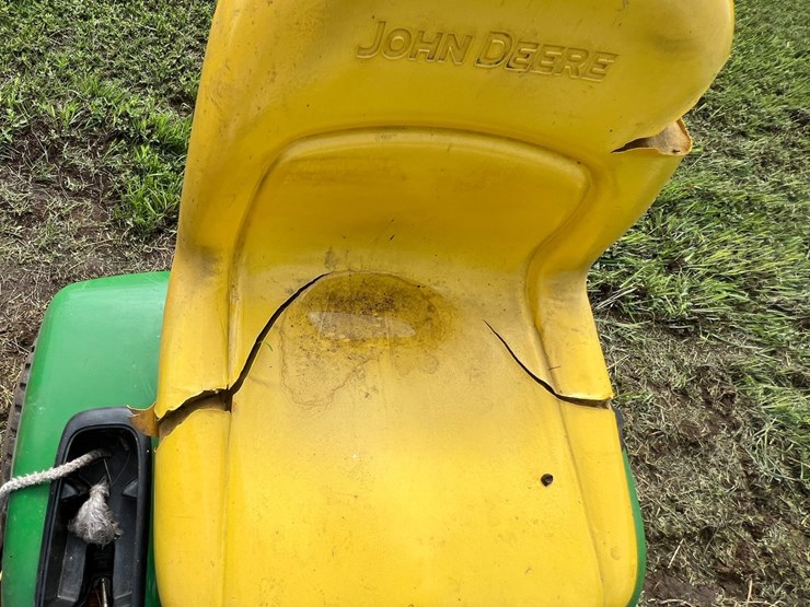 john-deere-lt-image-8