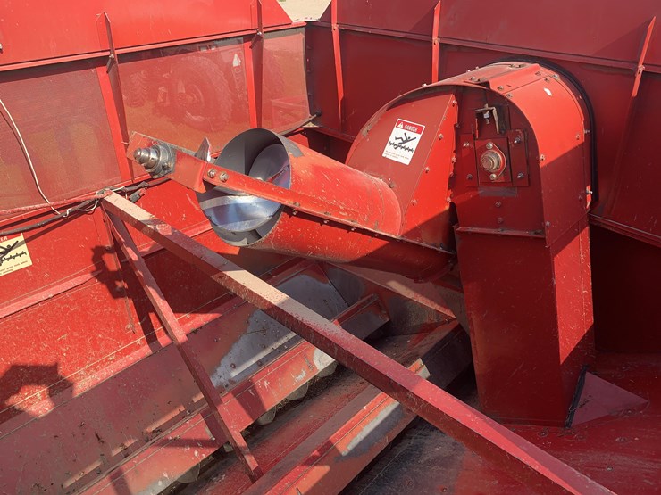 case-ih-1680-image-29