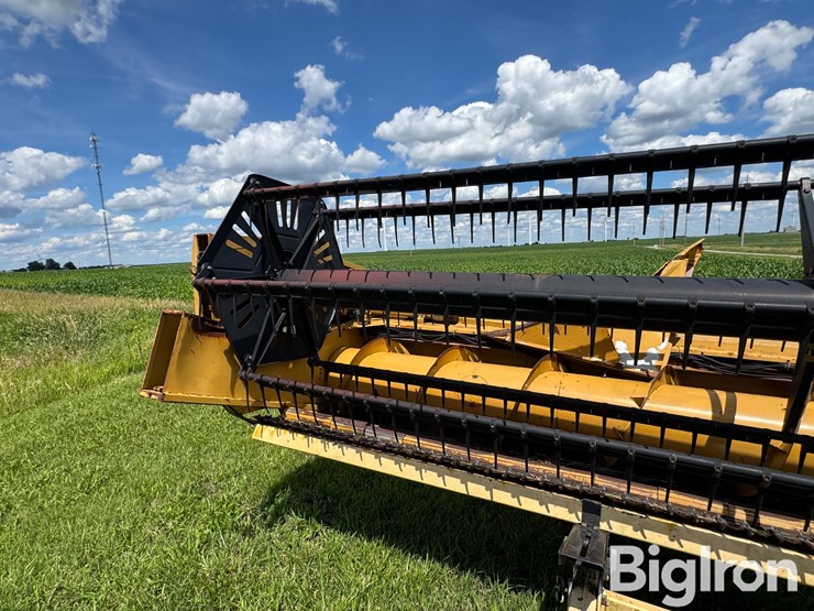 caterpillar-f30-image-14
