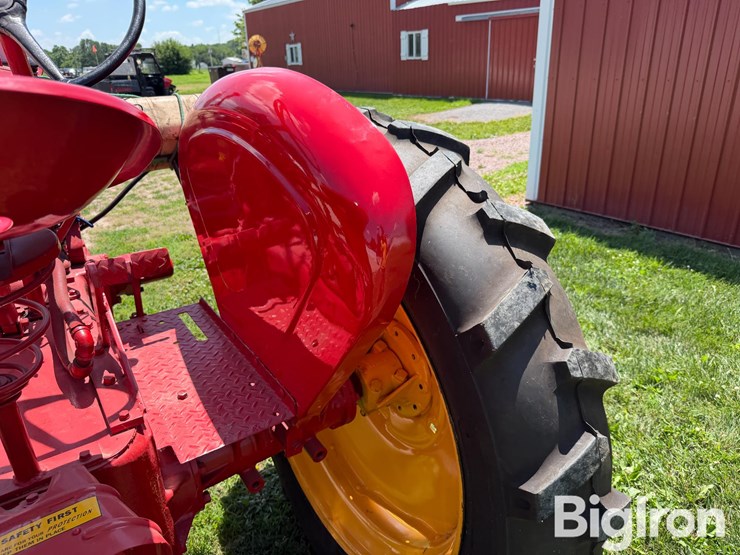 1951-massey-ferguson-30-image-20