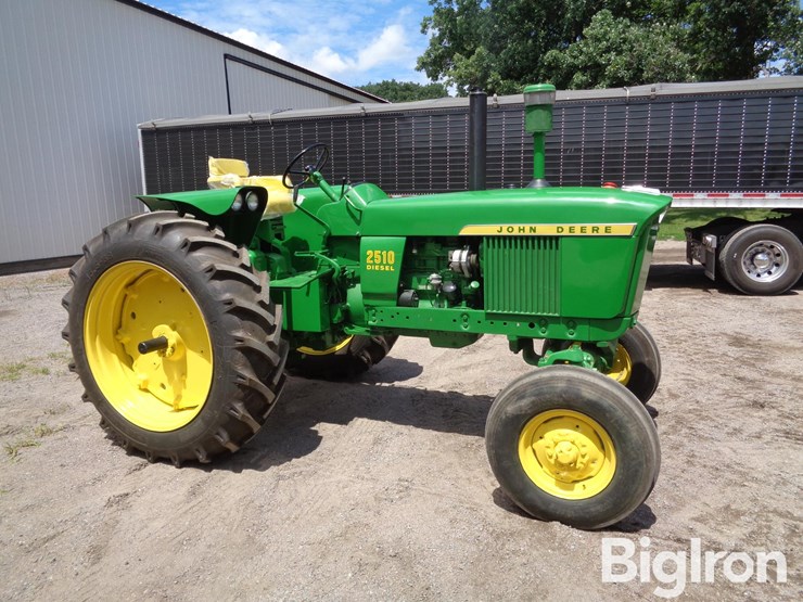 1967-john-deere-2510-image-4