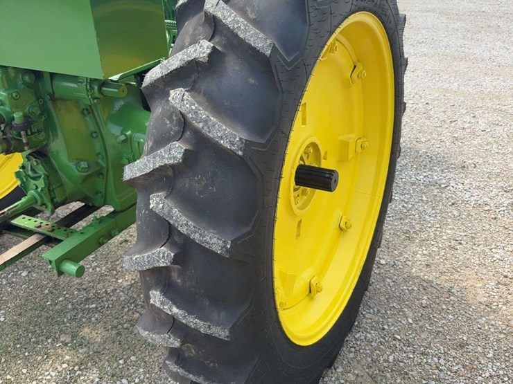 john-deere-model-a-image-12