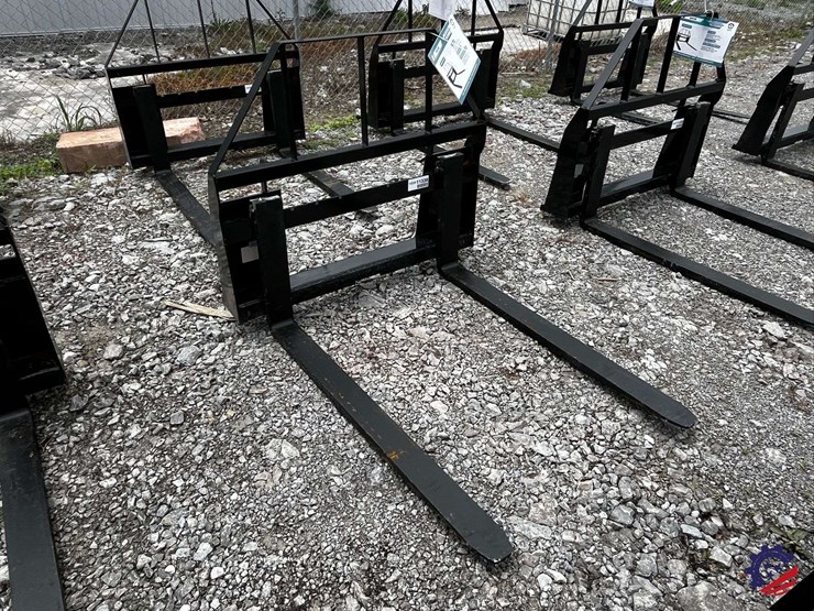 unused-2026-mower-king-sa-skid-steer-forks-attachment-image-1