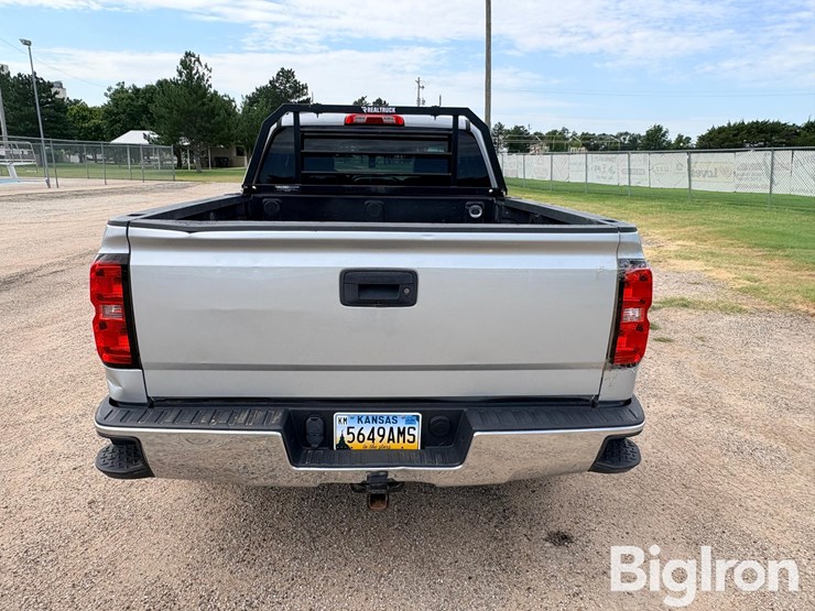 2018-chevrolet-silverado-1500-z71-image-6