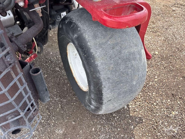 green-master-3300-mower-image-9
