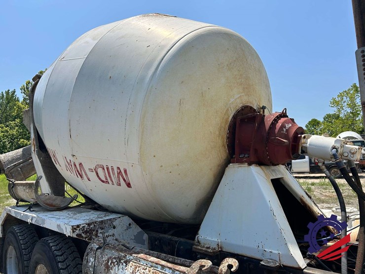 1988-mack-dm690s-image-52