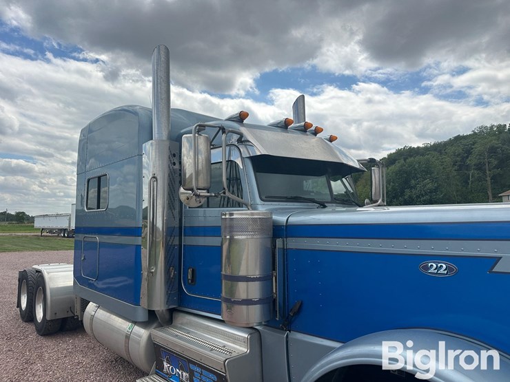 2020-peterbilt-389-image-20