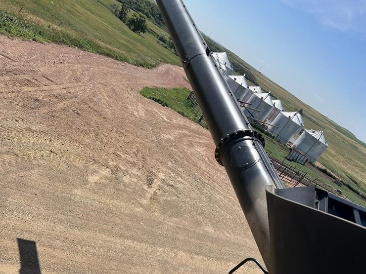 2013-new-holland-cx8080-image-92
