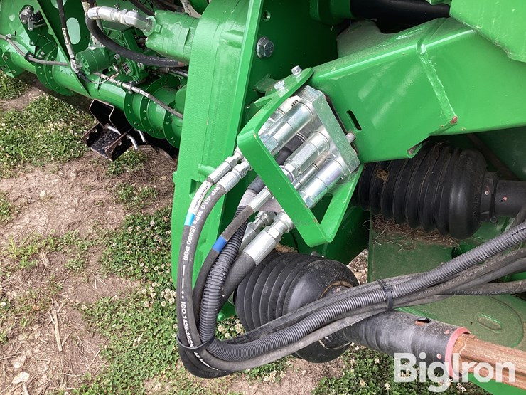 2018-john-deere-635fd-image-18