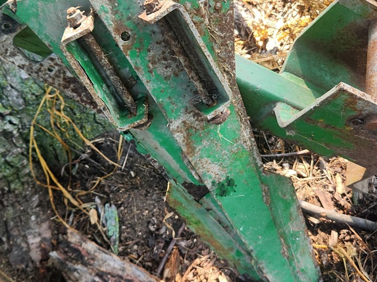 john-deere-200-image-8