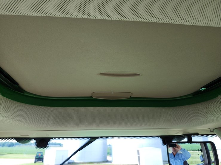 2008-john-deere-7230-image-36
