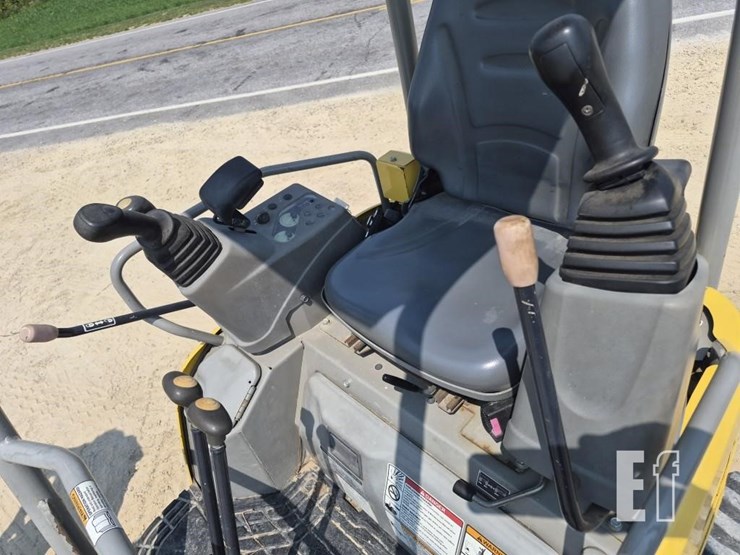 yanmar-vio17-image-10