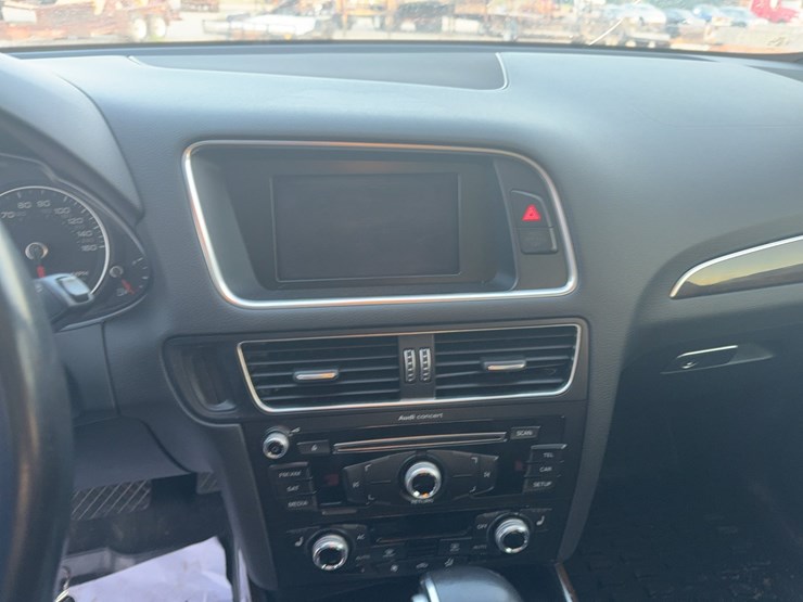 2013-audi-q5-image-35