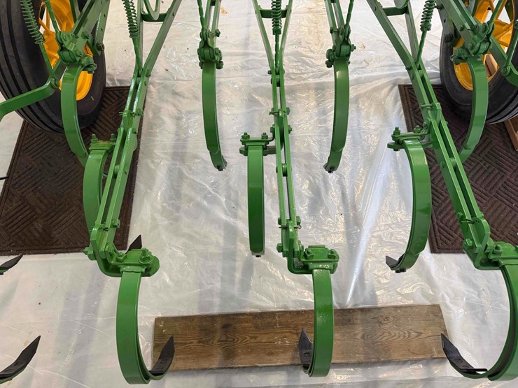1948-john-deere-bw-image-34