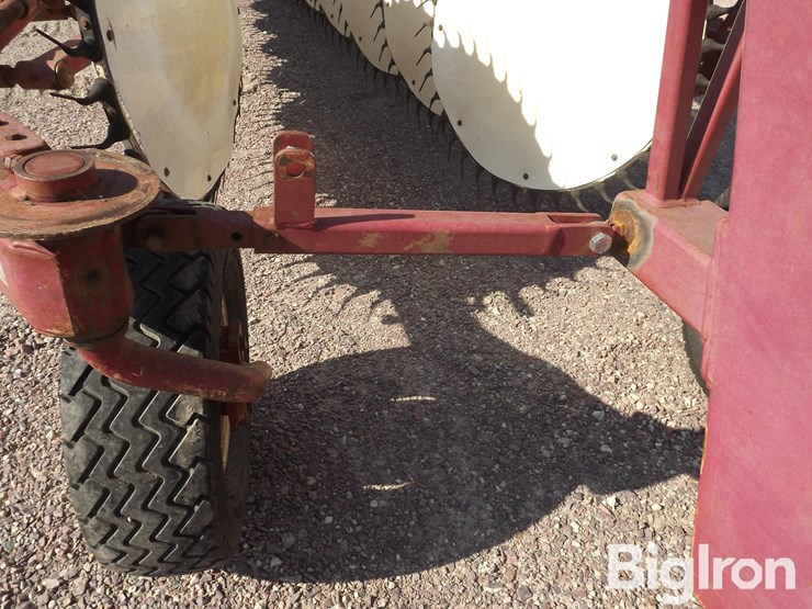 2008-rowse-u27-27-wheel-hay-rake-image-11