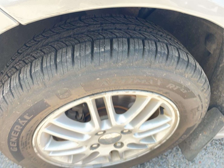 2007-ford-focus-image-9