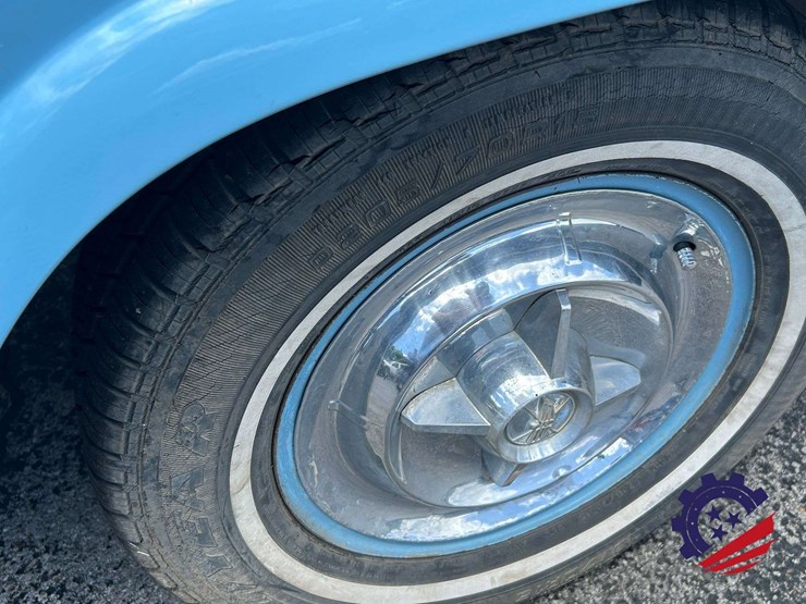 1955-ford-fairlane-club-sedan-image-33