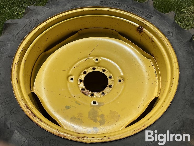 john-deere-15-image-12