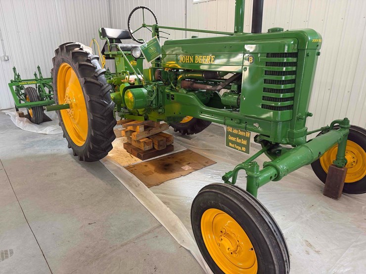 1948-john-deere-bw-image-11
