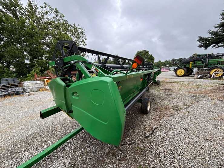 john-deere-635f-image-4
