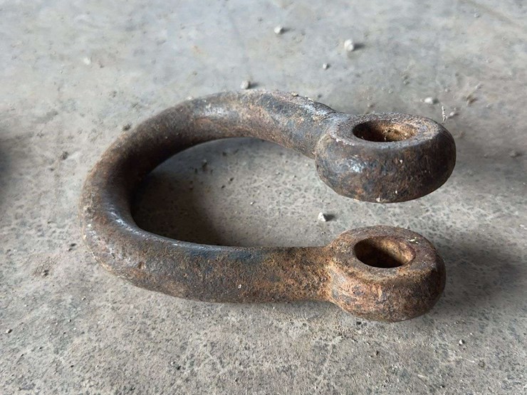 antique-cast-iron-farm-tractor-shackle-clevis-hardware-lot-image-7