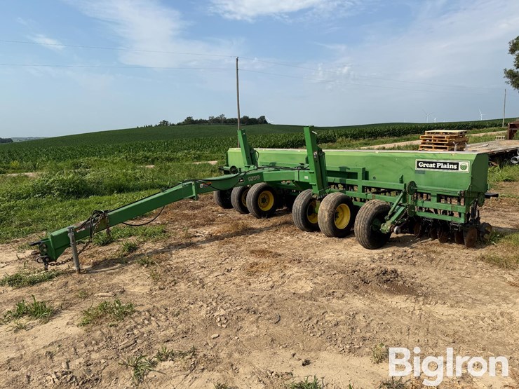 great-plains-20-drill-image-1
