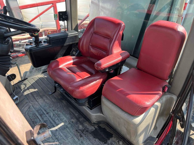 case-ih-patriot-4430-sprayer-image-9