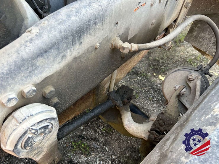 1995-mack-dm690s-image-64